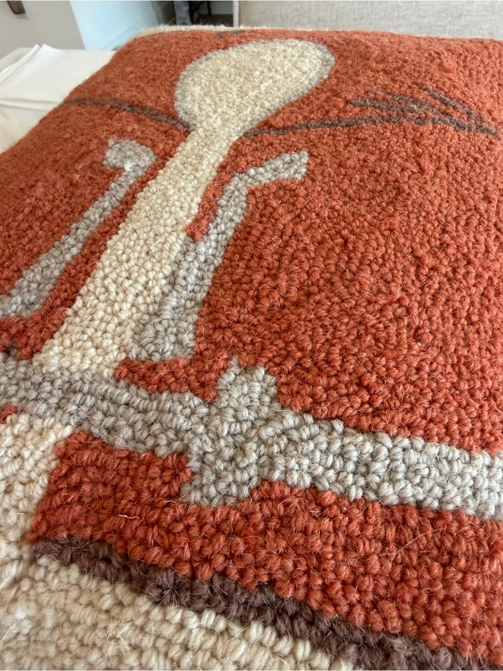 Hooked pillow 19x15 of a life vest - Picture 2 of 6
